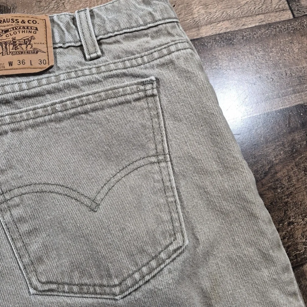 Vintage 90s 550 Levis Jeans Mens 34x27 Green Denim Orange Tab Made in USA 1996